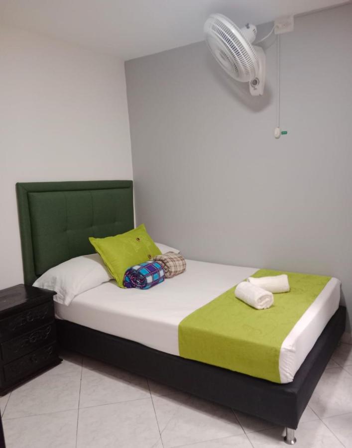 Hotel El Deportista เมเดยิน ภายนอก รูปภาพ