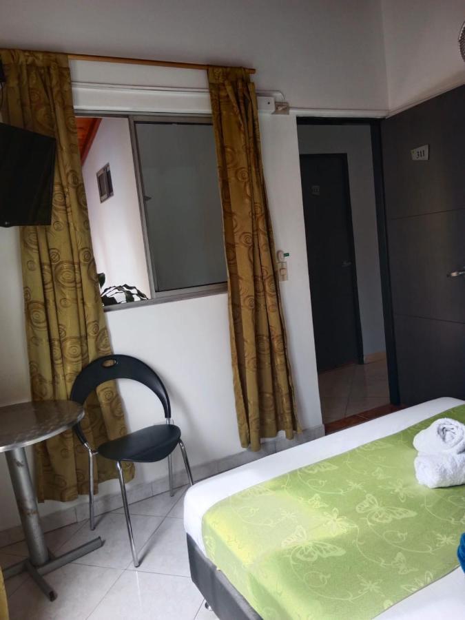 Hotel El Deportista เมเดยิน ภายนอก รูปภาพ
