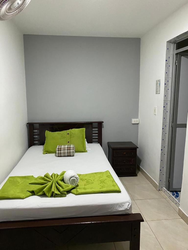 Hotel El Deportista เมเดยิน ภายนอก รูปภาพ